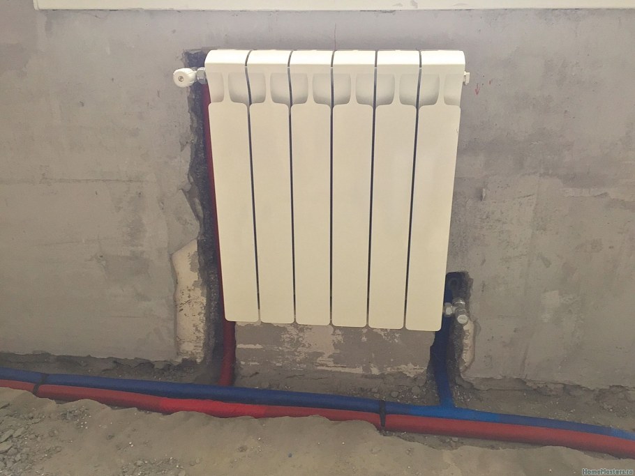 Подводка к батареи отопления снизу