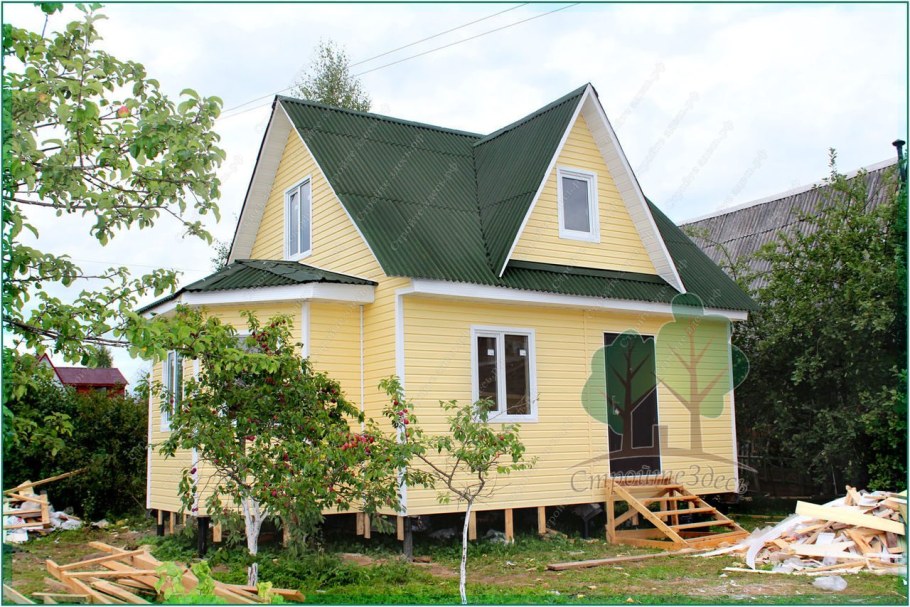 Дом с мансардной крышей