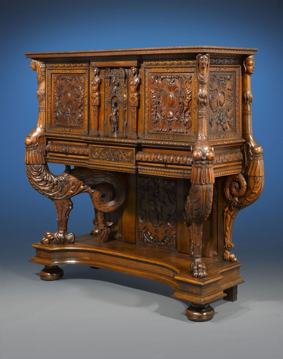 Мебель эпохи Ренессанса