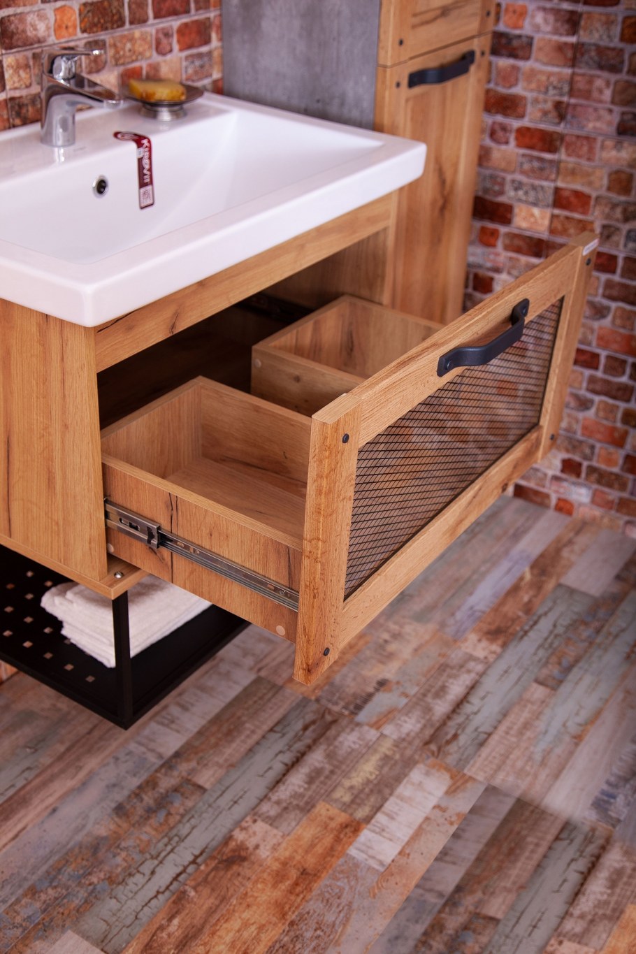 Тумба Бриклаер лофт 100