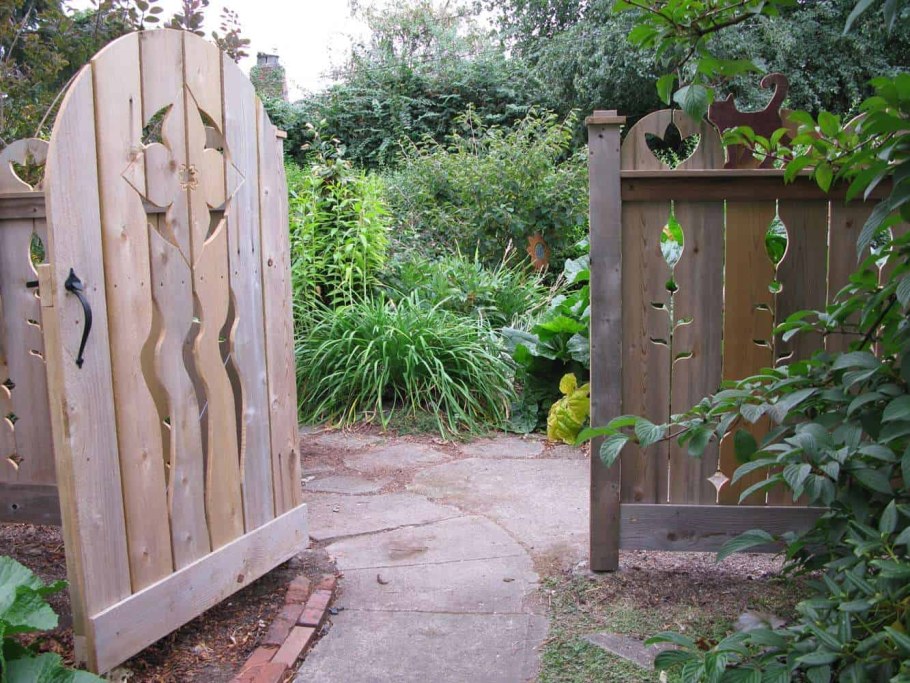 Калитка в огород из профнастила