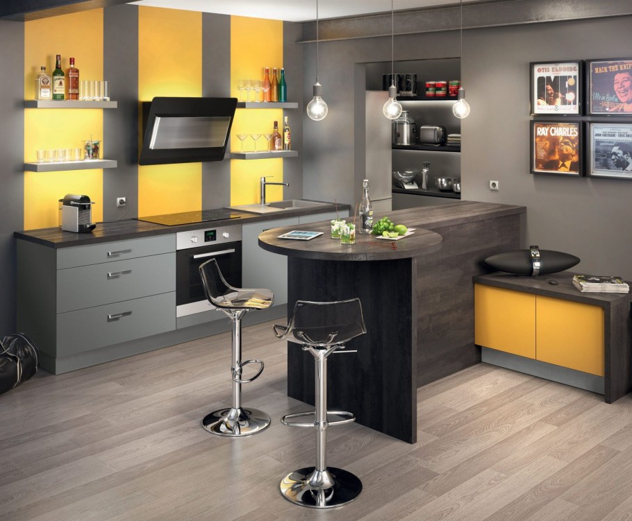 Планировка кухни с барной стойкой