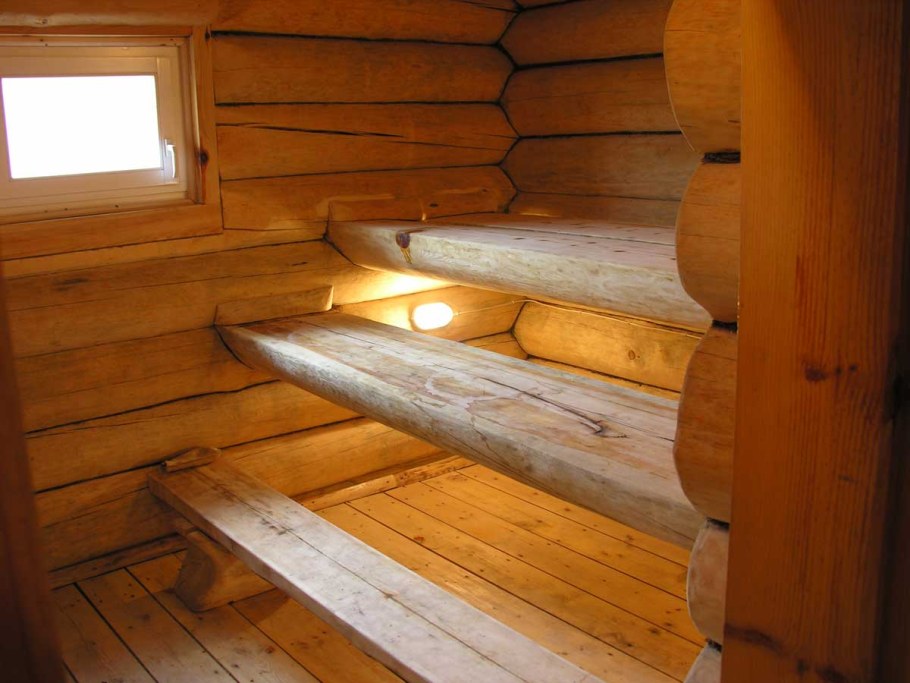 Полулафет изнутри бани