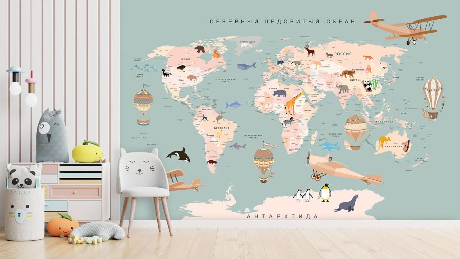 Детские фотообои карта мира с животными