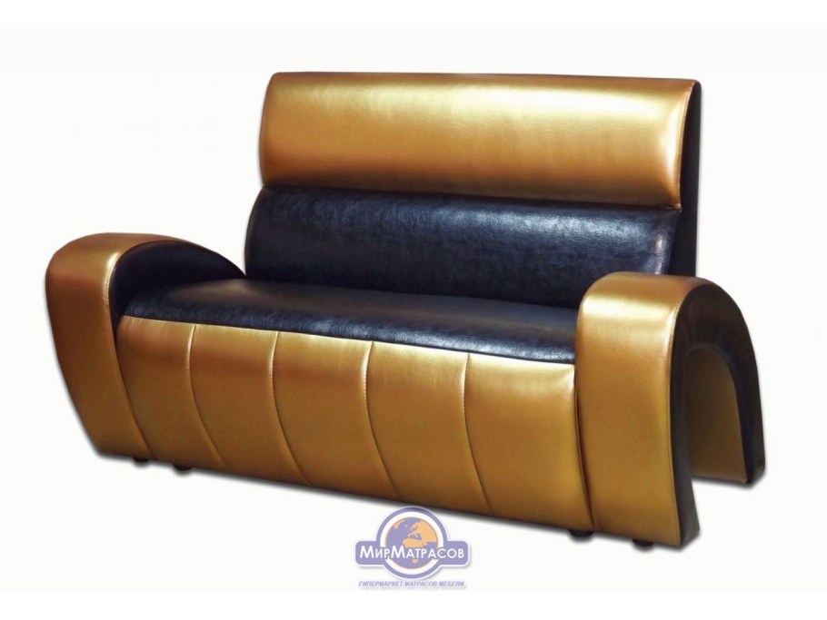 Ким Кардяшан skims домашнее