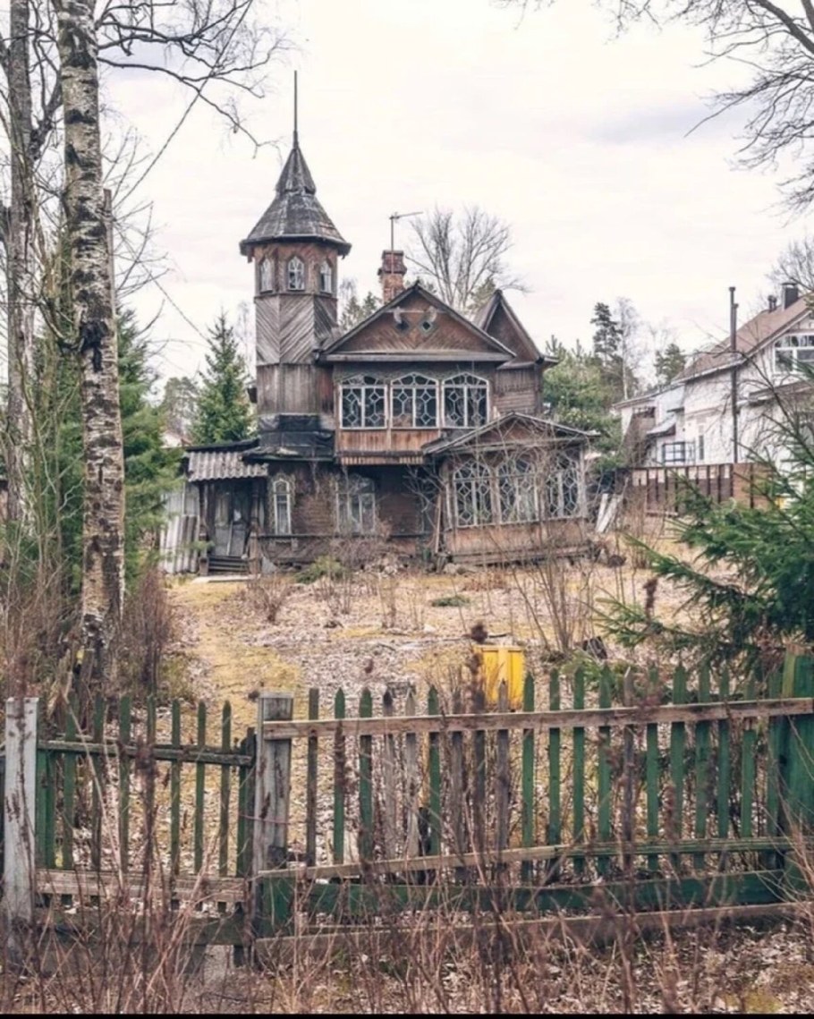 Старинный особняк «дача лесор» в Ессентуках