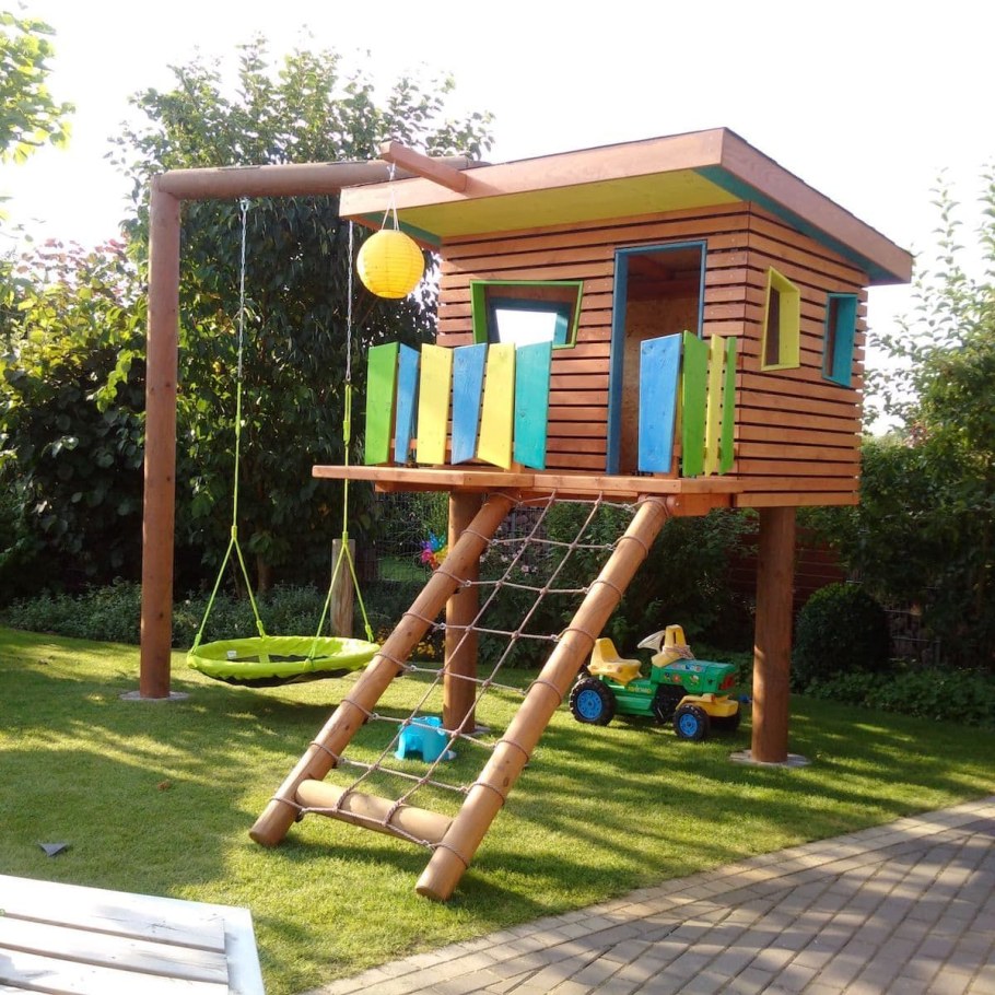 Детские площадки для дачи