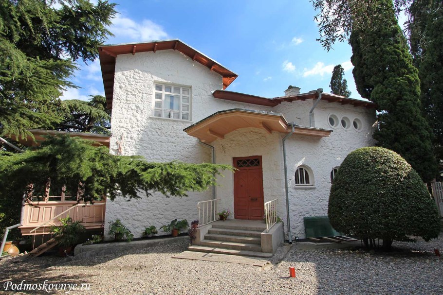 Дом-музей Чехова в Ялте и Гурзуфе