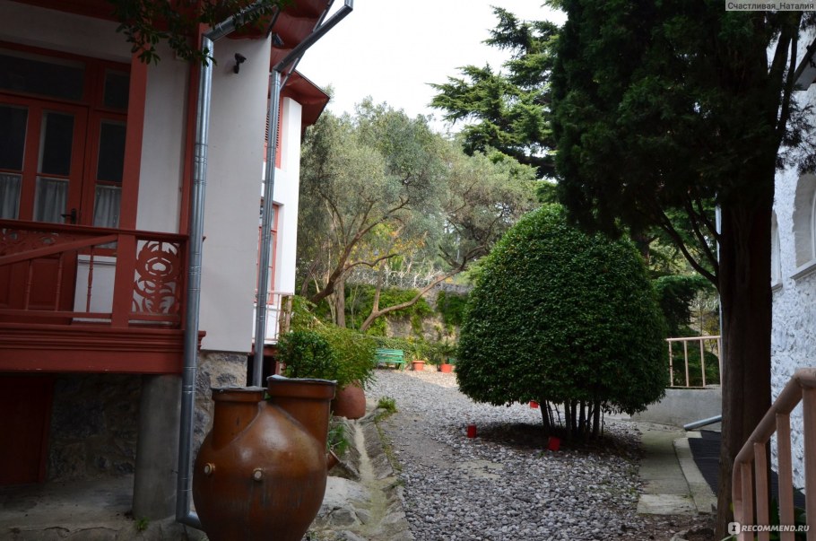 Дом Чехова в Ялте сад