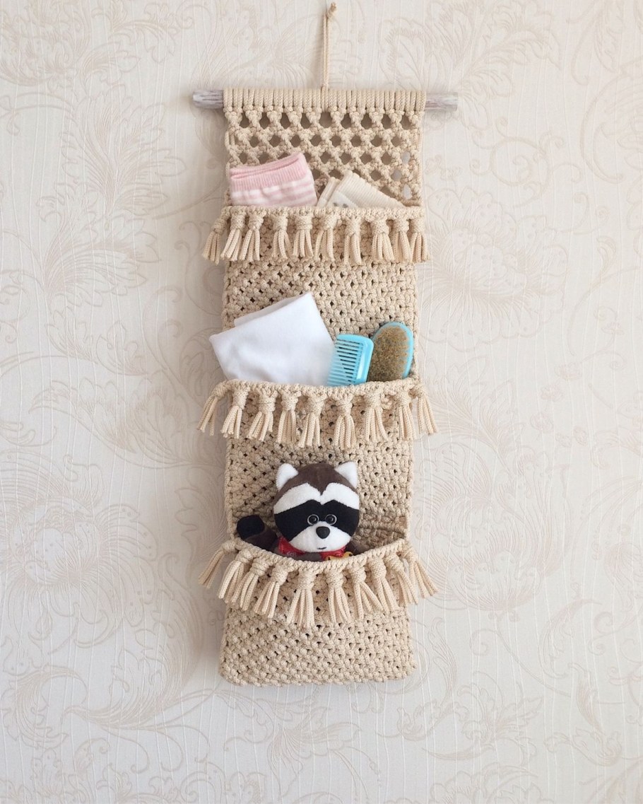 Ситцевое плетение из газетных трубочек