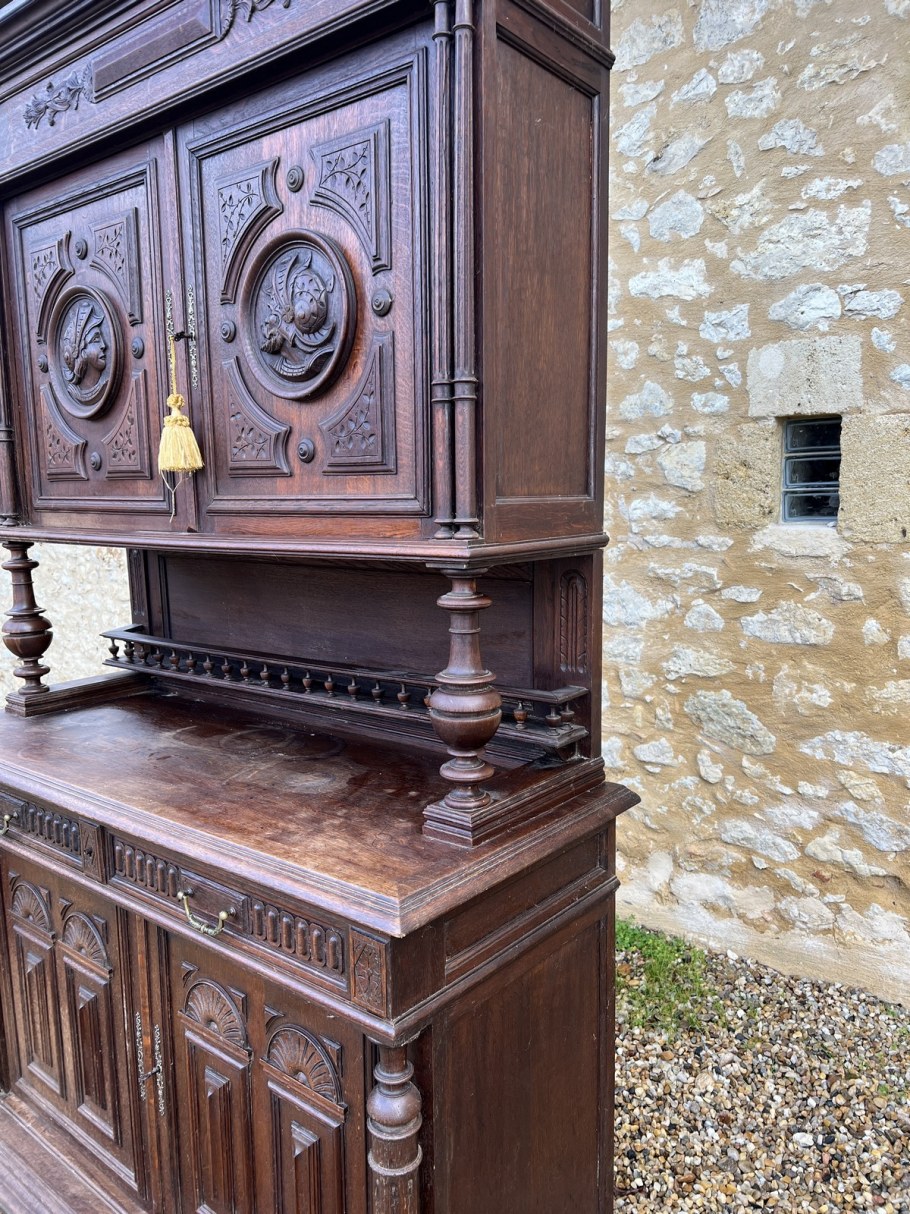 Старинная мебель