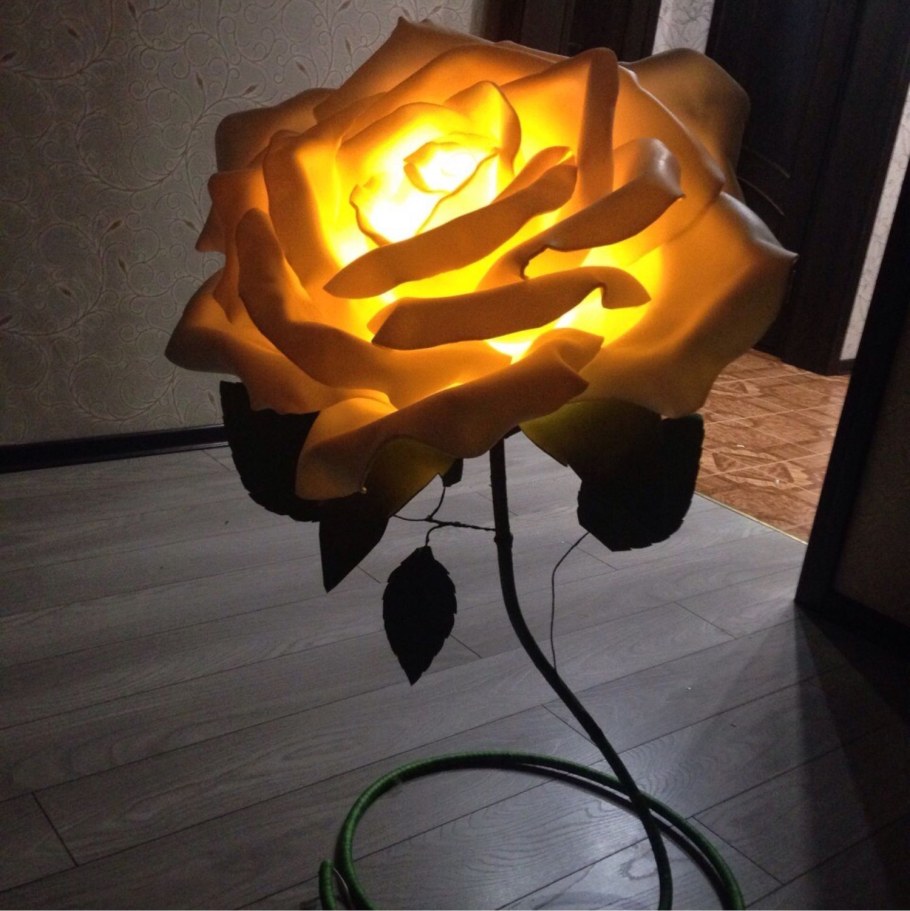 Светильник роза