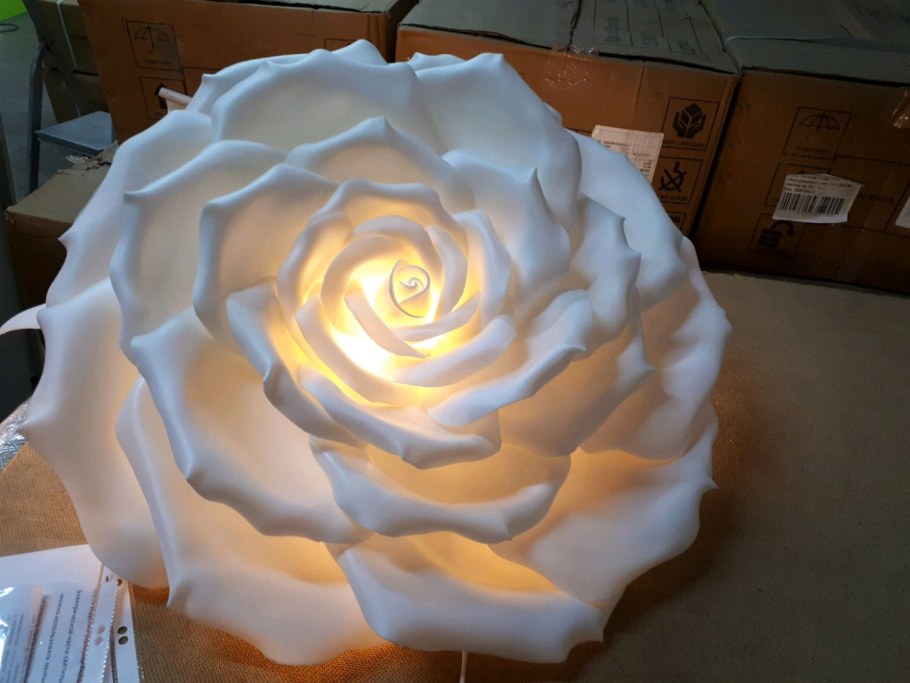 Букетики из изолона светильники