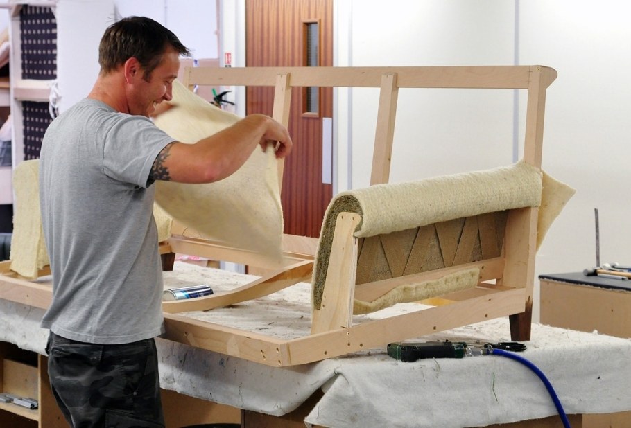 Кухонный гарнитур красный металлик