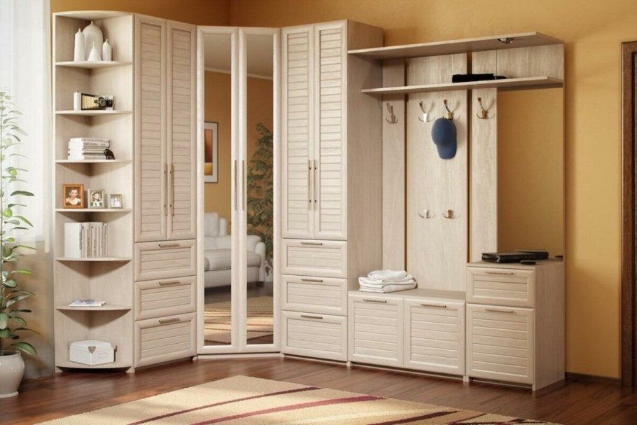 Угловой шкаф-купе Гарант-2ф BMS