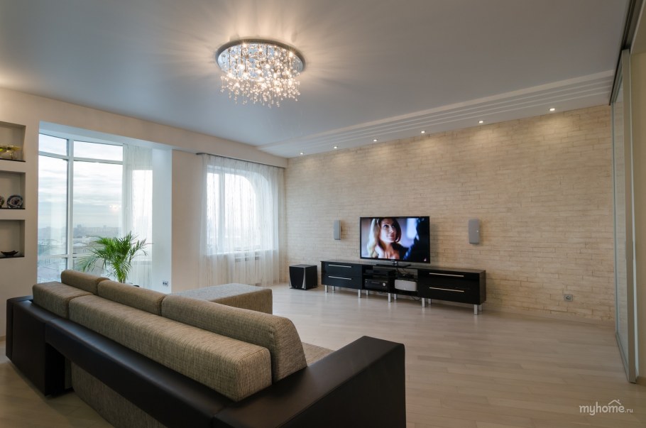 Гостиная с декоративной штукатуркой