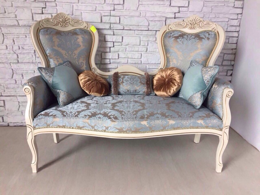 Диван на ножках раскладной