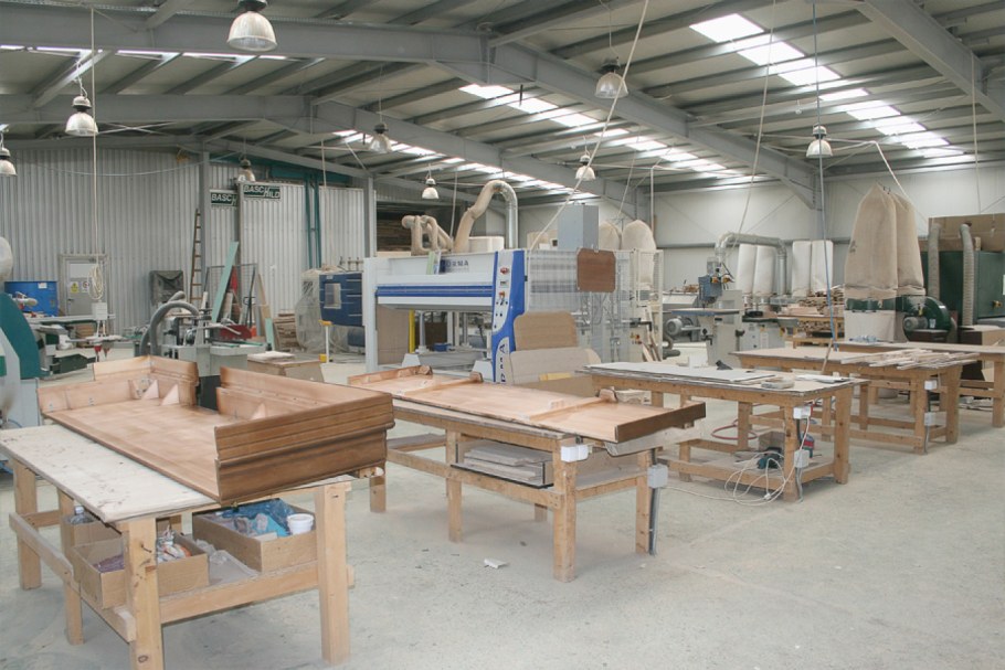 Цех по производству мебели