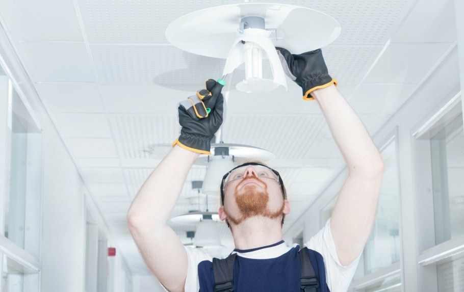 Монтаж освещения