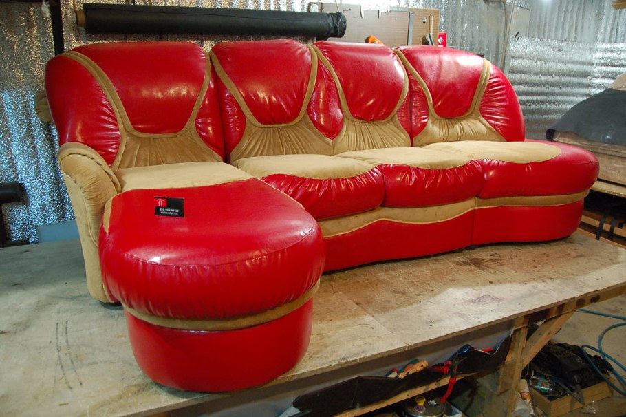 Перетянуть кожаное кресло