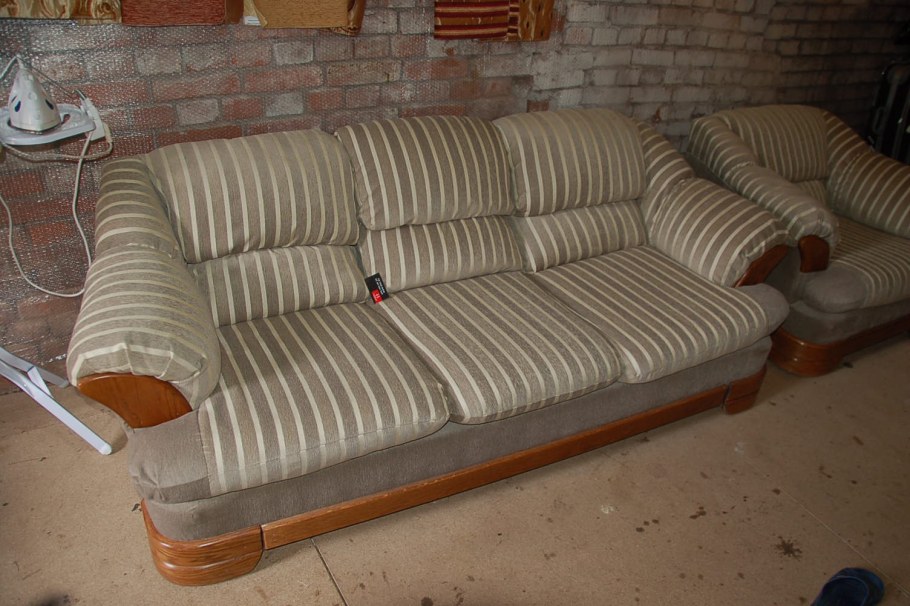 Обтянуть спинку кровати