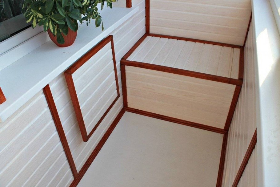 Шпалера на балконе