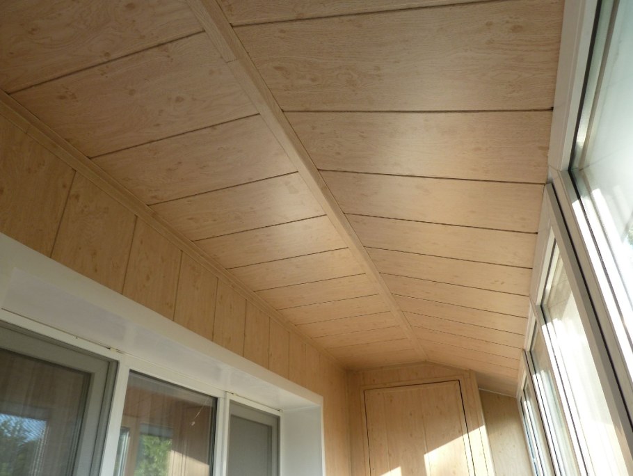 Лоджия в средиземноморском стиле