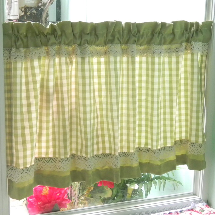 Шторы в деревенском стиле на кухню короткие
