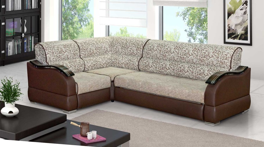 Старый бордовый диваны