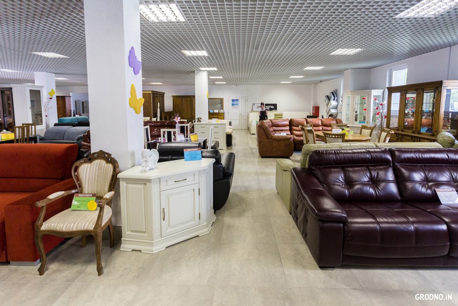 Листовка диваны