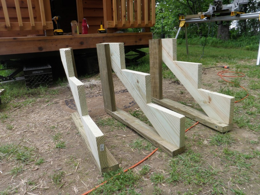 Ступеньки для беседки