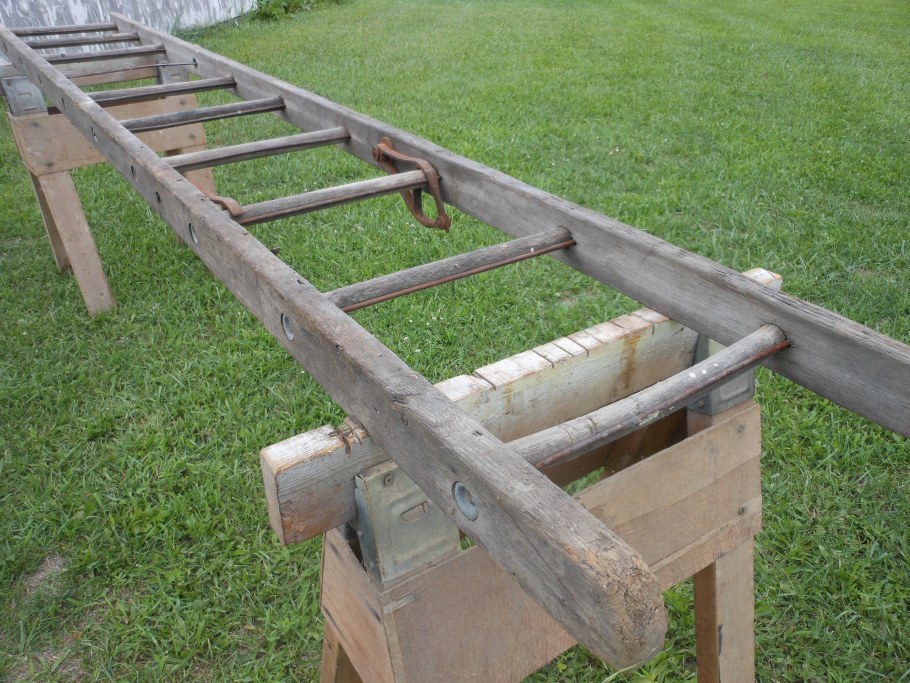 Самодельная приставная лестница