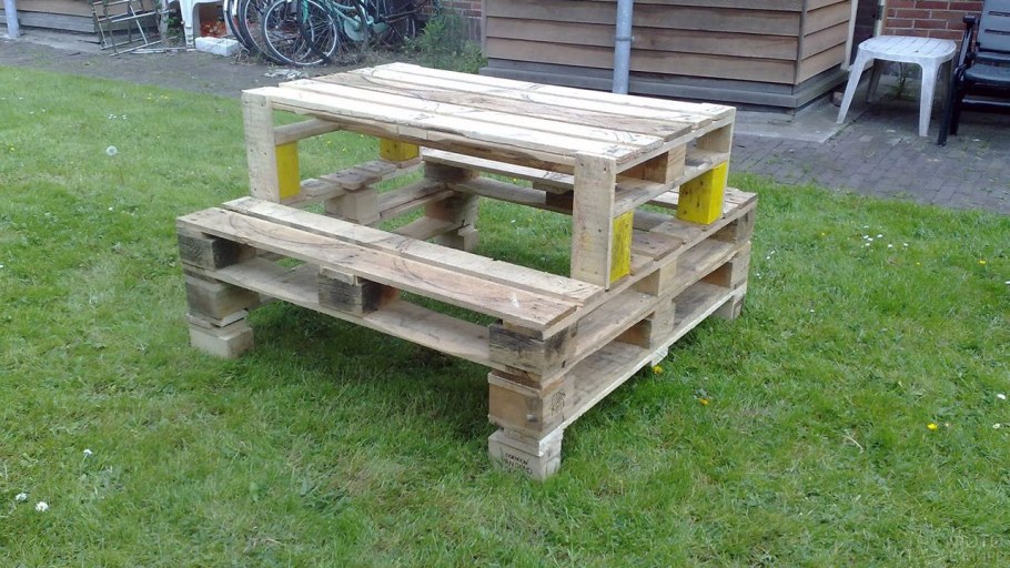 Оригинальная мебель из поддонов