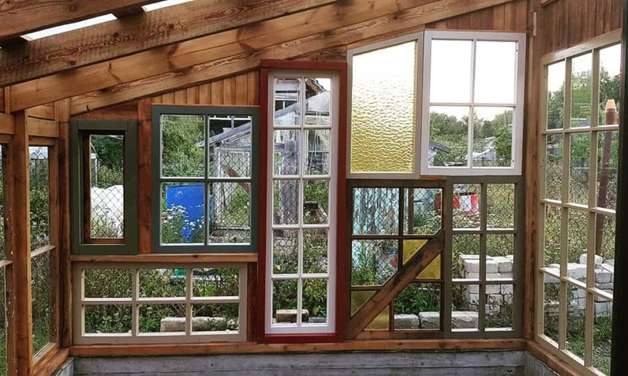 Веранда из старых окон
