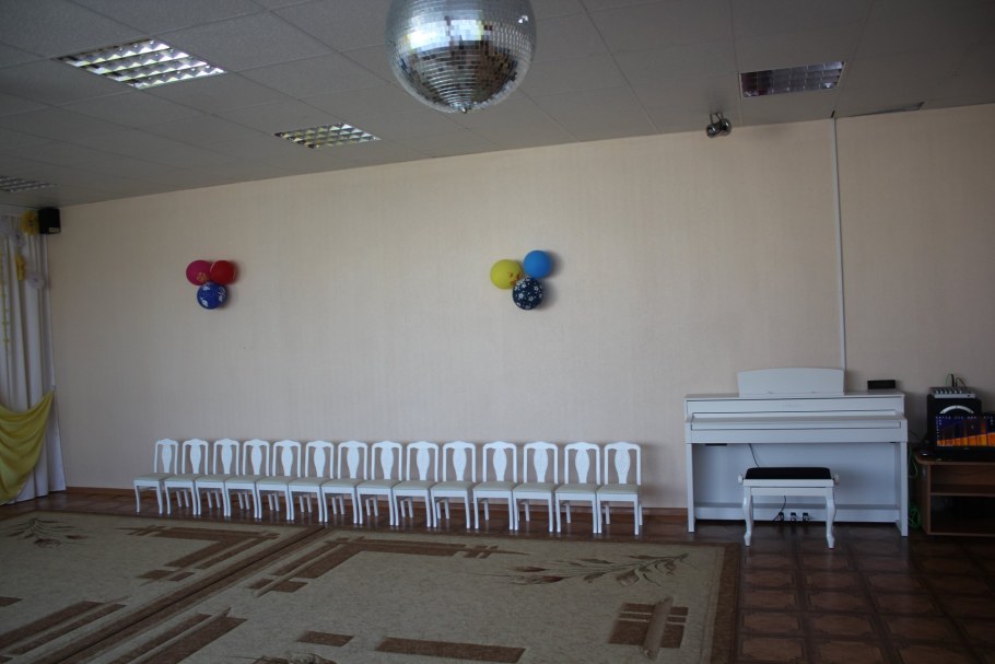 Музыкальный зал в детском саду