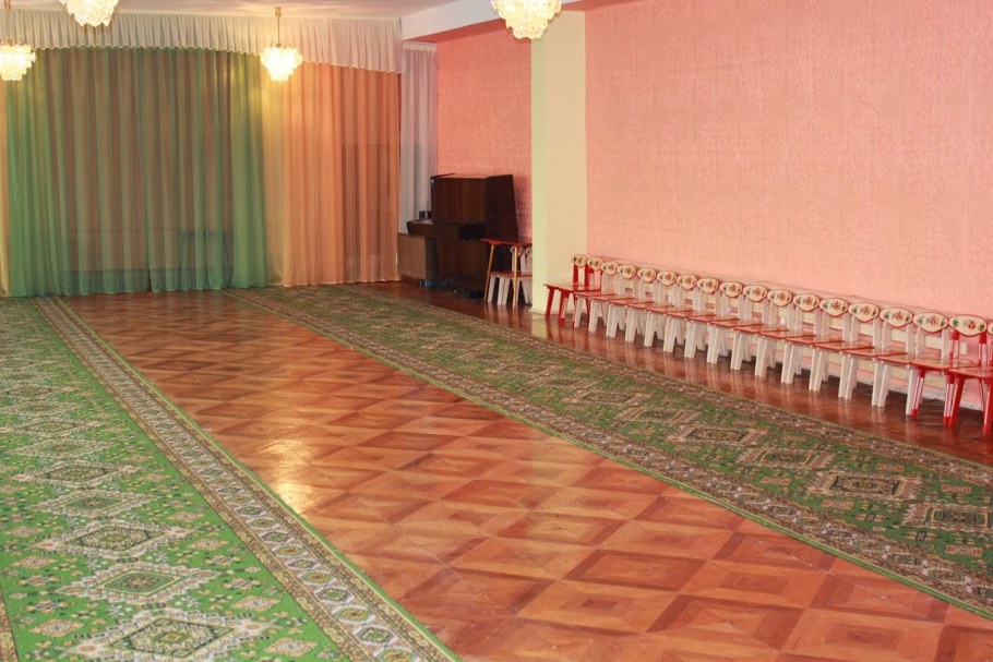 Занавес в музыкальный зал детского сада