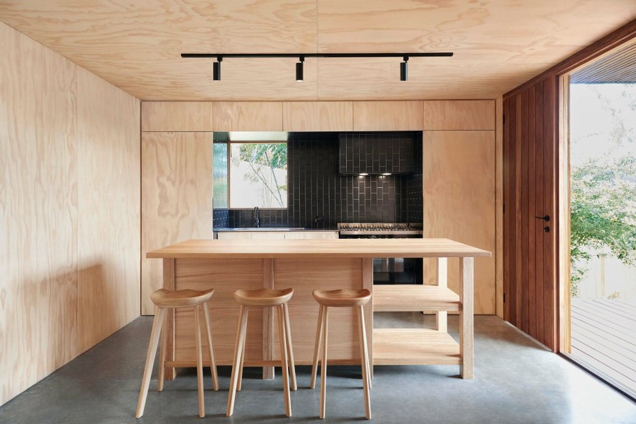 Кухня из фанеры