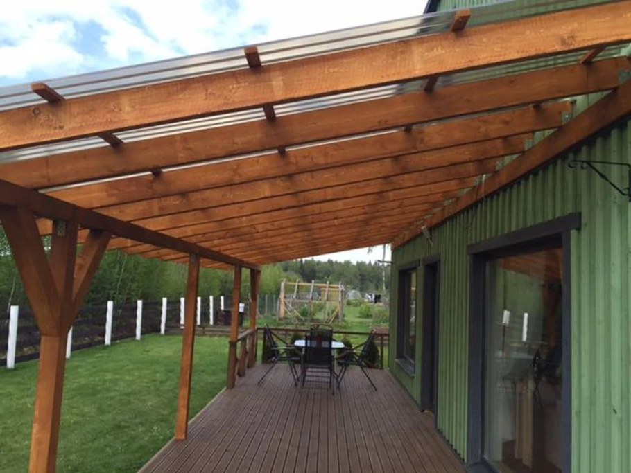 Пергола примыкающая к дому