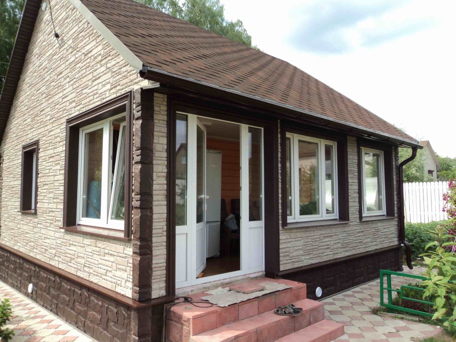 Отделка фасадов дачных домов