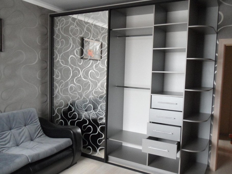 Шкаф-купе в зал