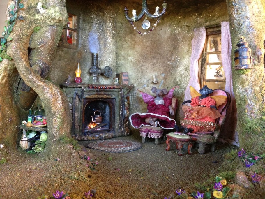 Домик гномика внутри