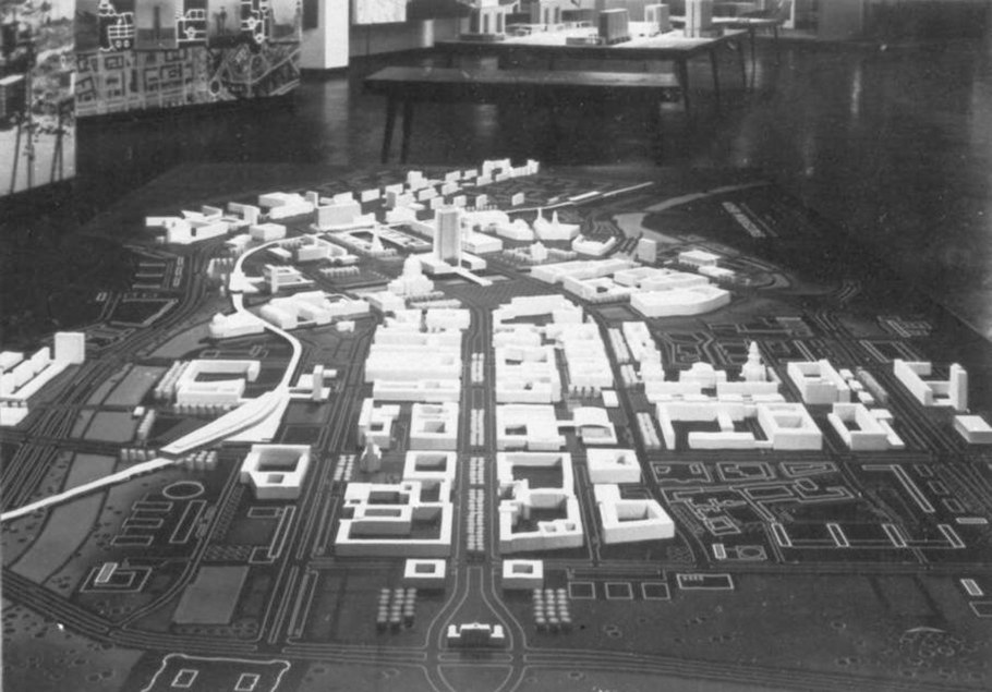 ГДР архитектура Восточный Берлин