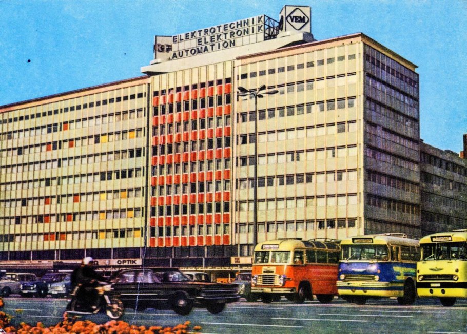 Восточная Германия в 90е