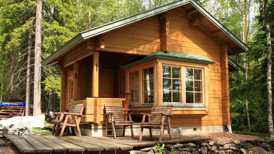 Красивые постройки на дачном участке