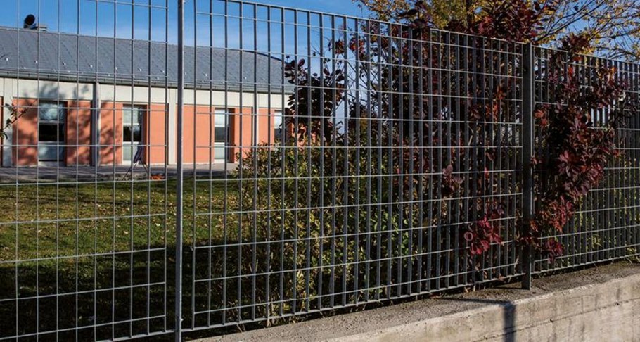 Панель ограждения сетчатая 1000мм*1560мм