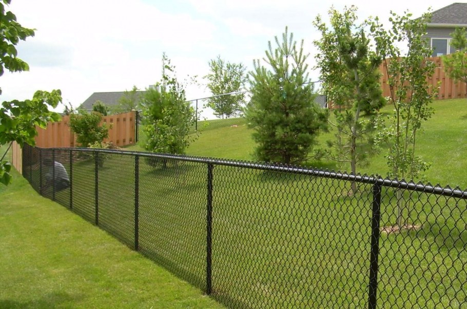 Ворота из сетки рабицы