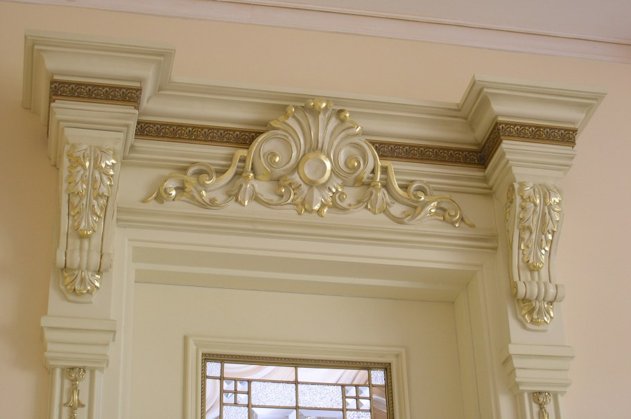 Капитель для межкомнатных дверей