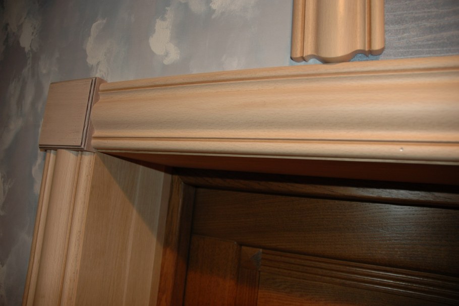 Стык наличников