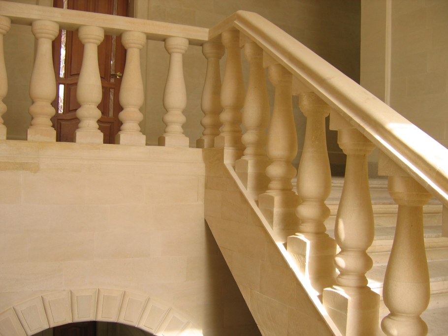 Балясины для лестницы из камня