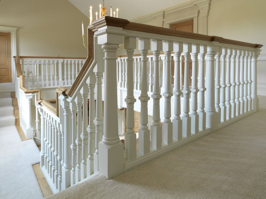 Дагестанский камень балясины